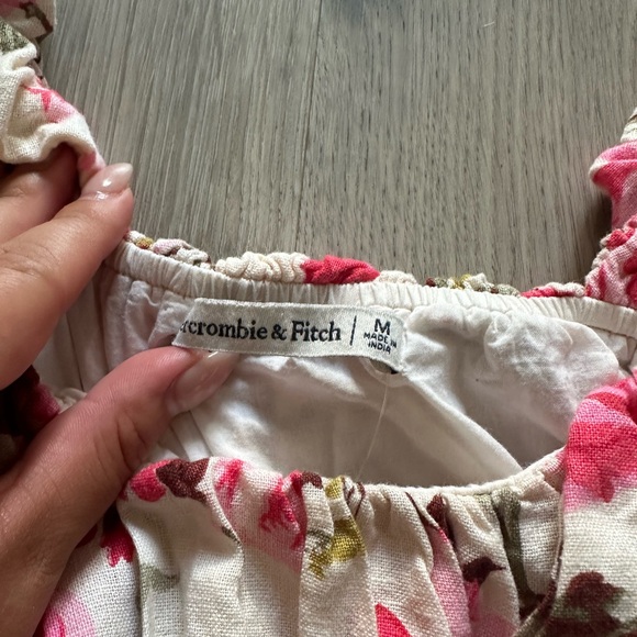 Abercrombie Scrunch Strap Dress - Picture 2 of 4